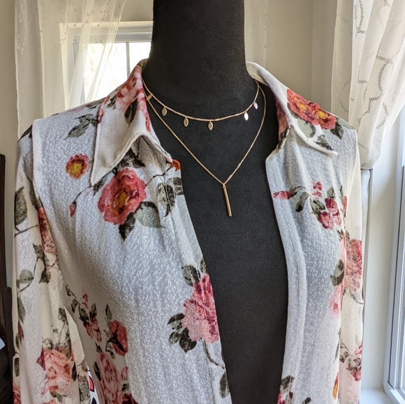 🔴SOLD🔴Vintage Chiffon Poet Sleeve Dressing Gown Size M - Picture 4 of 15